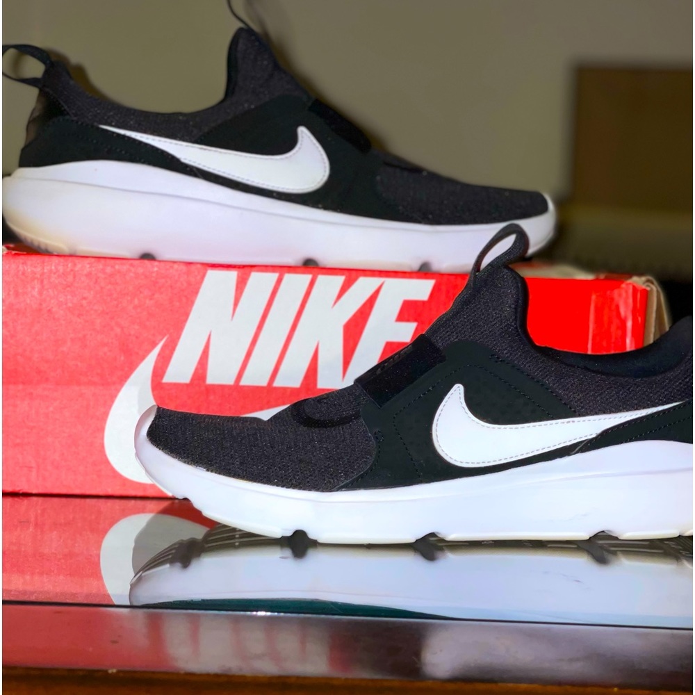 Nike Women’s sneakers size 11